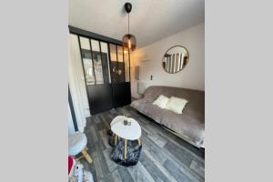 Appartements Studio neuf St Lary 10 min a pied : photos des chambres