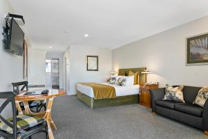 Baycrest Thermal Lodge