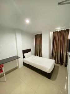 Deluxe Single Room room in Hotel Zamburger Kota Damansara