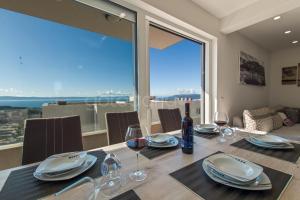 Luxury Apartment POSEIDON - Free Beach parking