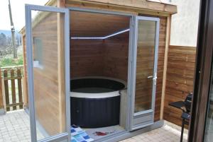 GÎTE du SERRE de BOUDRE CLIMATISÉ, SPA PERMANENT