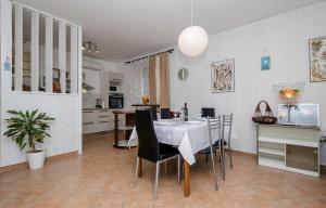 Apartments Vesna 2844