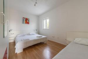 Apartments Tonči OG