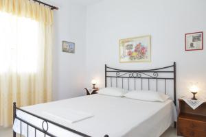 Kouki Maria Rooms Sifnos Greece