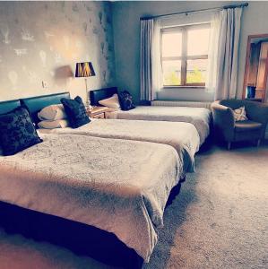 Church View House F56H977