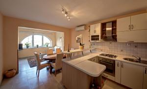 Villa and Apartments Milos