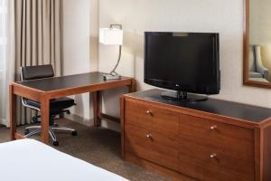 Double Room with Two Double Beds - Disability Access room in Hyatt Rosemont Near O'Hare