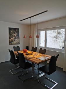 Ferienwohnung Pontresina - Chesa Andrea - Gartensitzplatz
