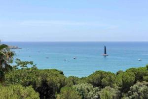 Sea view, pool, free parking, wifi, Port Aventura