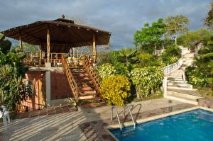 Ocean View Happy Hill