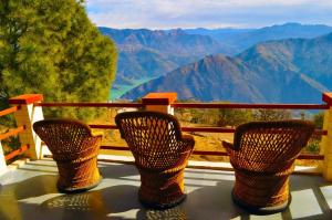 Tehri Retreat Sursingdhar, Near New Tehri & Kanatal, By Himalayan Eco Lodges