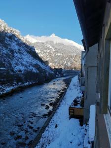 Appartements au bord de la riviere : photos des chambres