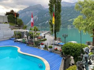 Alpenblume - Direct lake view