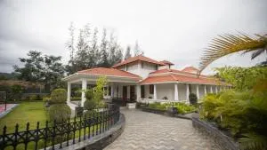SR Jungle Resort - Varagampadi