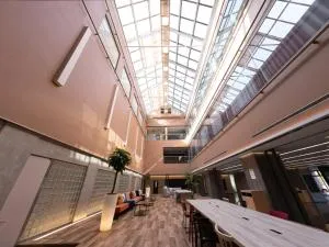 Tosei Hotel & Seminar Makuhari - Kuguta