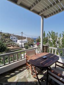 Elia Apartments Tinos Greece