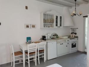 Elia Apartments Tinos Greece