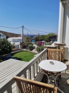 Elia Apartments Tinos Greece