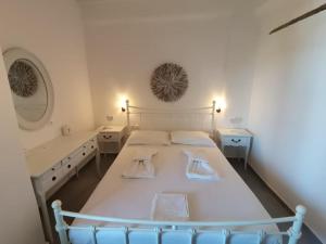 Elia Apartments Tinos Greece