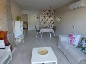 La Laguna, museo y parking - Los Baldíos