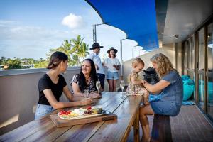 Heart of Airlie Beach Apartment
