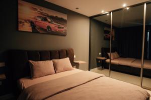 Thome Arena Residence