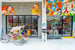 Front One Budget bekasi - Kayuringin