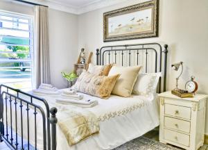 dk villas 4 Riverview, Hout Bay