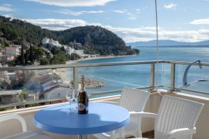 Apartman Nimfa Živogošće - 4hvězdičkové hotely ve městě Igrane