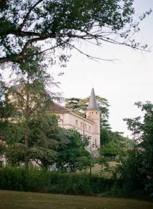 Maisons de vacances Stunning Castle South FranceP : photos des chambres