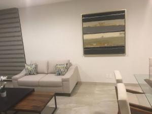 Beautiful apartment furnished - Great Location - Swimming pool Gym Wifiaa