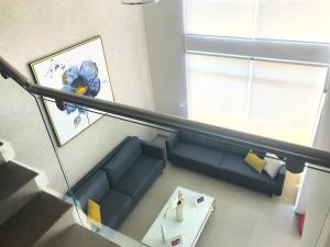 Luxury house withthe amenities Gym Seg Aa cal Pool Tv Wifi