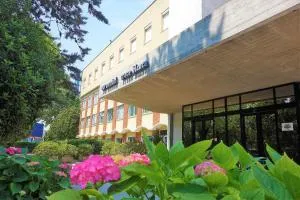 克罗齐比安卡欧洲酒店 - 内格拉尔