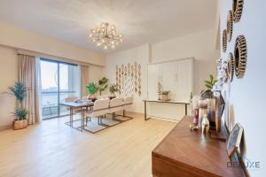 Glamorous 1BR Apartment in Rimal 3 Jumeirah Beach Residence by Deluxe Holiday Homes