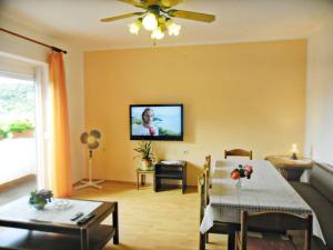 Apartments Josip 2830