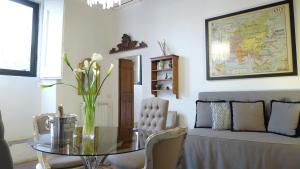 Sprone Apartment