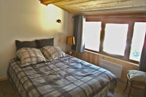 Chalets Chalet 8 personnes, face aux montagnes : photos des chambres