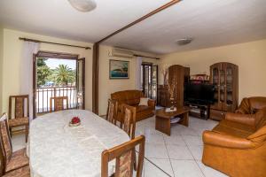 Apartments and Rooms Drpić