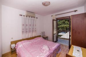 Apartments and Rooms Drpić