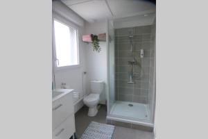 Studio Cosy neuf près de la mer,Balcon et Parking gratuit