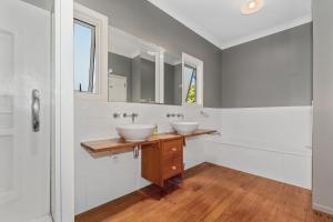 Somerton - Waipu Holiday Home