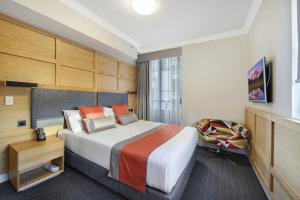 Superior One-Bedroom Apartment room in Sydney Hotel Harbour Suites