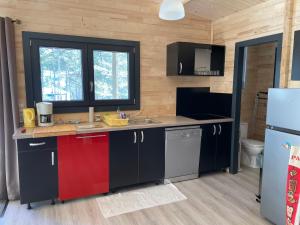 Parc Résidentiel de Loisir : Le Loup Blanc du Riou