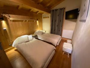 Chalets Chalet Megeve, ideal familles proche ski et centre village : photos des chambres