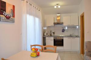 Apartments Vilim Tisno