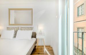 Lisbon Stay at Santo Antonio Flat