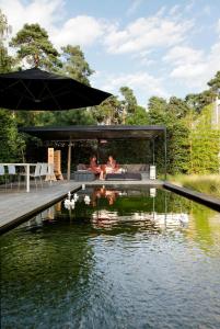 Nooz - Something Different?