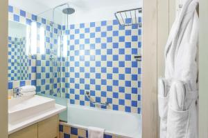 SOWELL HOTELS Le Beach : photos des chambres