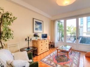 Apartment Les Mouettes by Interhome