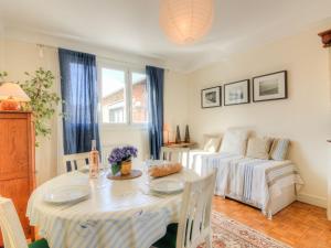 Apartment Les Mouettes by Interhome